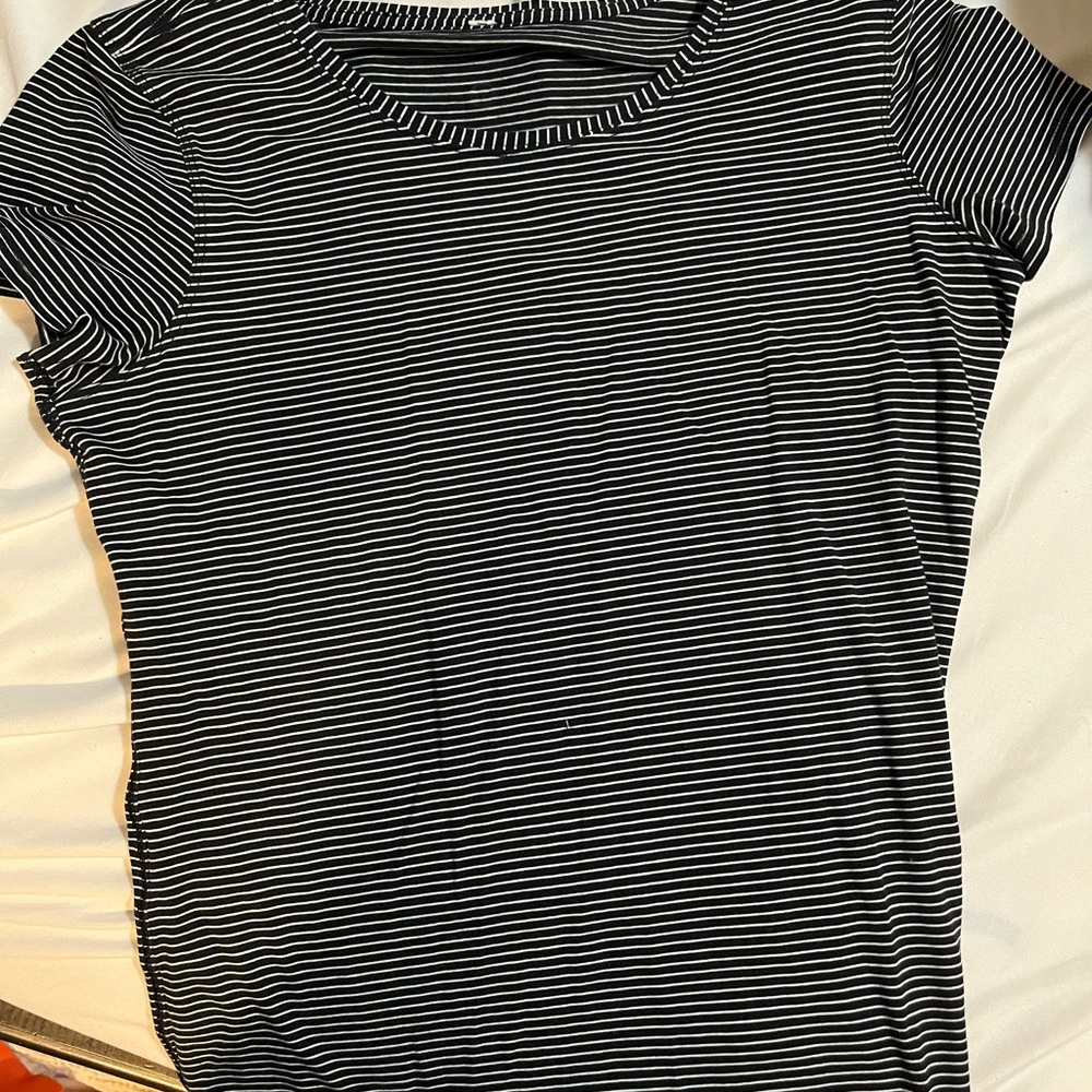 Lululemon top